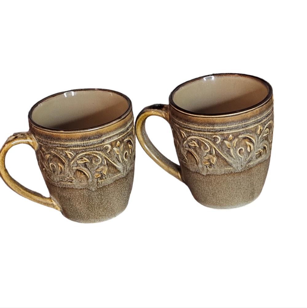 Gibson Home Great condition Paisley Brown Mug with Handle Set of 2